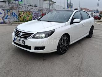 renault latitude paris initiale