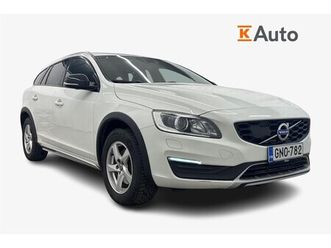 volvo v60 cross country d4 awd summum aut