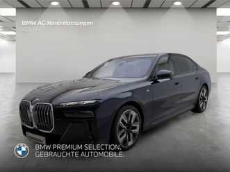 bmw i7 xdrive60 limousine m sport massage ahk b&w so