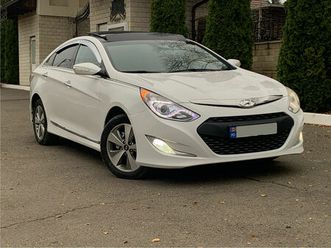 hyundai sonata an. 2012