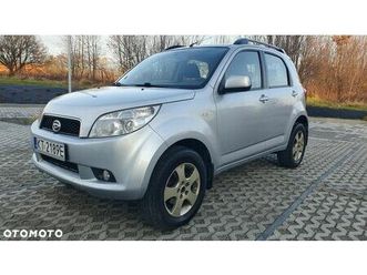 daihatsu-terios-4wd-automatik-top