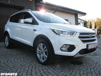 FORD KUGA ford-kuga-1-5-ecoboost-2x4-trend