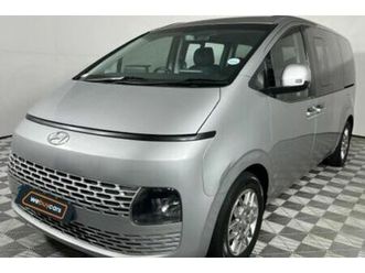 2023 hyundai staria 2.2d executive auto