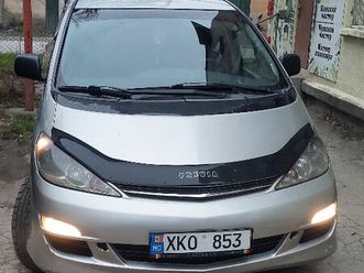 toyota previa an. 2005