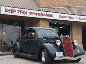 1935-ford-5-window-coupe-hot-rod