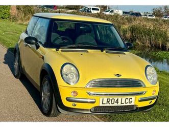 mini one, 1.6 petrol. manual, 2004, 105k, fsh, 3 door hatch, 11m mot, just had major service.