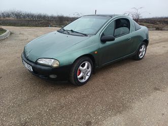opel tigra an. 2000