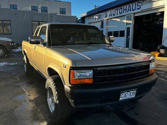 DODGE DAKOTA dodge-dakota-sport-slt