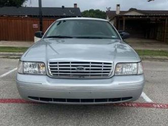 2003 ford crown victoria 89k miles