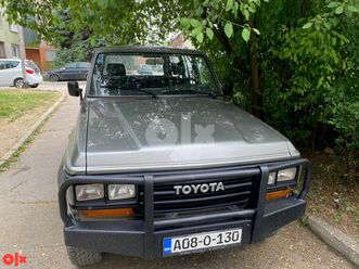 toyota land cruiser hj61