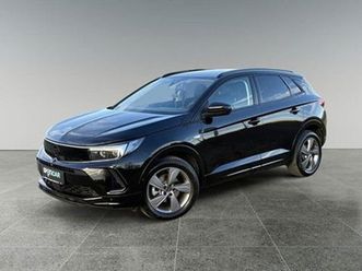 opel grandland mate matrix led, el koffer,key less,all sesoen banden,zetel en stuurverwarming ,dode hoek,camera,agr