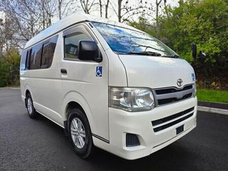 2013 9 seater mpv