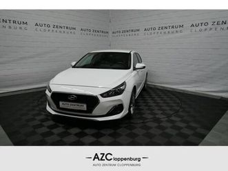 hyundai i30 fastback style navi+kamera+pdc+17''