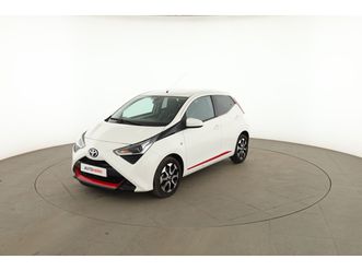 toyota aygo 1.0 vvt-i x-play