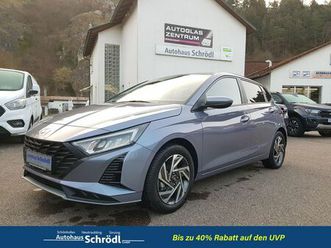 hyundai i20 1.2i wave + winter 58 kw (79 ps), schalt....