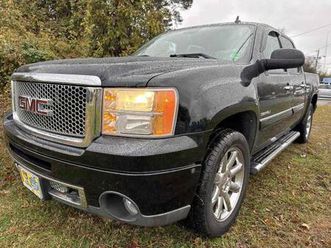 2010 gmc sierra denali crew cab awd - carfax certified