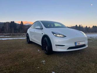 tesla model y tesla model y longe range awd und ahk/75kwh