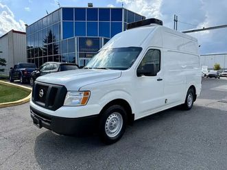 2017 nissan nv cargo 2500 hd sv