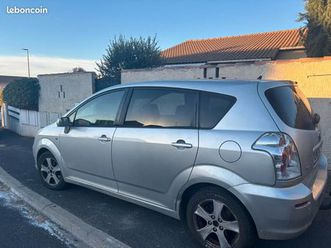 TOYOTA COROLLA VERSO a-vendre-voiture-familiale-5place