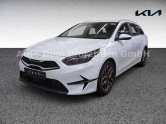 kia ceed sw 1,5t dct spirit /uvo/navi/kamera
