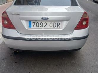 ford mondeo 2.0i ghia