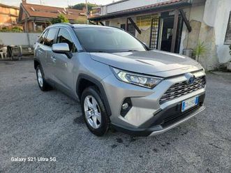 rav4 2.5 business 2wd 218cv garanzia ufficiale