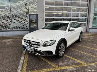 220 d 4matic t a all-terrain / lisälämmitin / koukku / multibeam led / burmester / hud