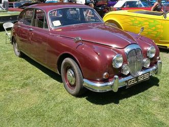 1966 daimler 250 v8 jaguar mark 2 mk2 ii