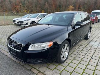 v70 d5 momentum geartronic
