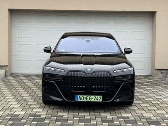 bmw i7 xdrive60 101,7kwh sérülésmentes!