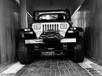 jeep wrangler yj 4,0l hoch & breit! guter zustand…