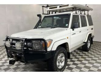 2009 toyota land cruiser 70 4.2 d station wagon