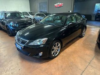 lexus is 220d mc luxury