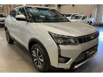 2020 mahindra xuv 300 1.2t | w8