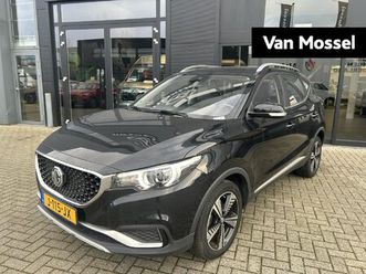 mg zs ev luxury 45 kwh | leder | panoramadak | navi | camera | carplay | stoelverwarming |