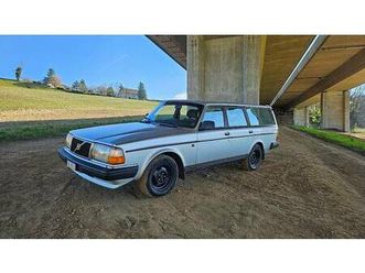 volvo 240 break 2.3i voiture familiale vintage ! canton vaud