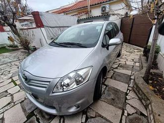 auris 2.0d-4d active active