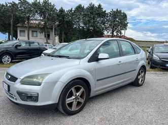 ford focus cc focu+ 1.6 benz ok neopatentati garanzia