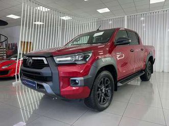 hilux cabina doble invincible aut.