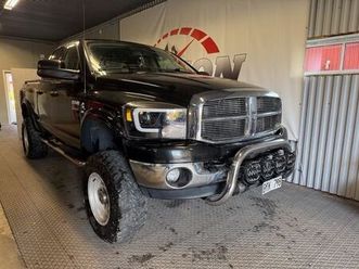 2500 quad cab 6.7 cummins 355 hk 4x4 (moms) *kampanj*