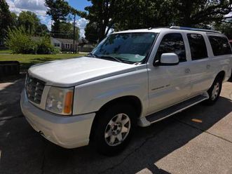 2005 cadillac escalade esv low miles