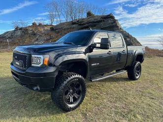 ⭐⭐ 2013 gmc sierra 2500hd, 37s, 4 x 4 , sharp!