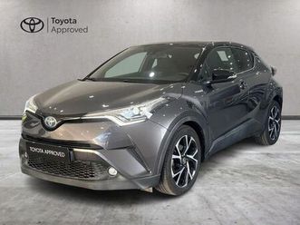toyota c-hr c-hr 1.8h style 2wd e-cvt my18