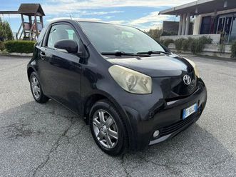 toyota iq 1.0 multidrive versione lancio