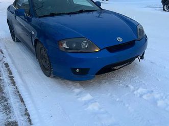 2005 hyundai tiburon