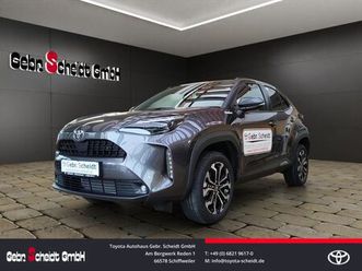 toyota yaris cross hybrid fwd teamplayer