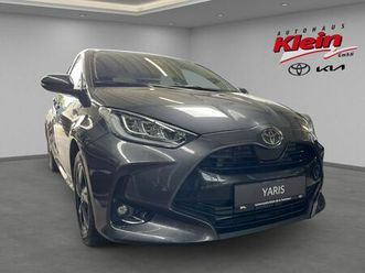 toyota yaris teamplayer 1,5 l hybrid led apple carplay