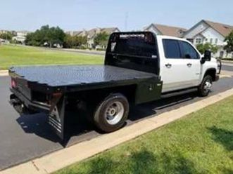 2022 chevrolet k2500 crew cab flatbed 4x4 diesel crew cab truck