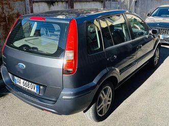 shitet ford fusion automat