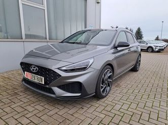 hyundai i30 n line dct led kamera virt.-cockp. navi shz